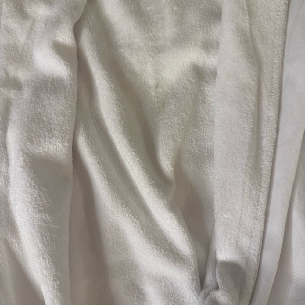 White luxury Nemacolin robe XXL - Picture 7 of 15